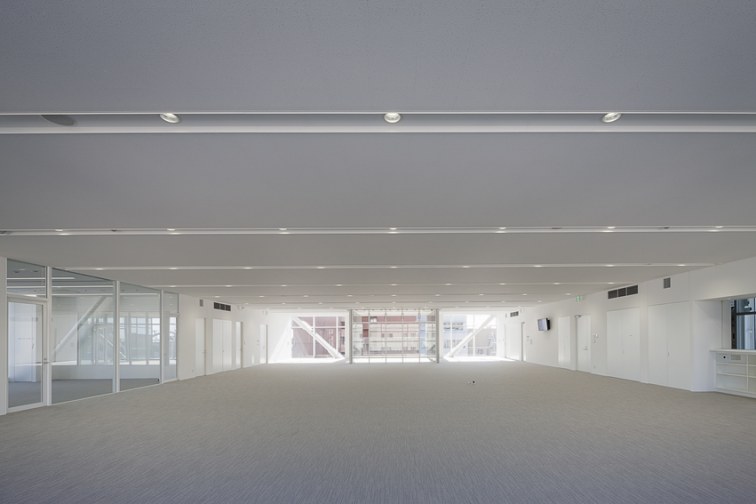 フジトランス コーポレーション新社屋(免震構造・事業継続計画) アーキインタイム